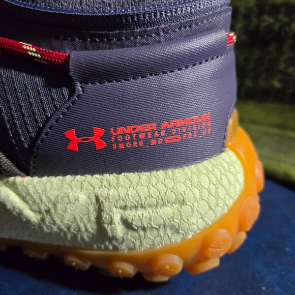 Under Armour HOVR Men's Track Shoes - Picture 6 of 9